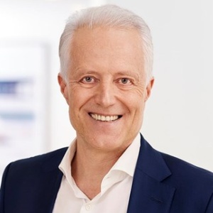 Dr. Volker Land, Noerr